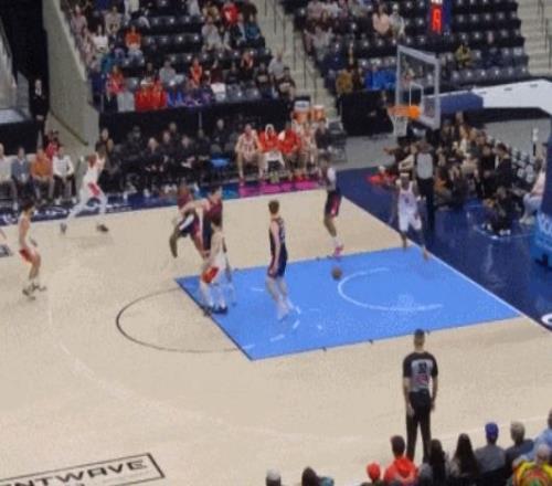 卡洛斯独占,鳌头任意球,技艺超群,ag真人官网,ag真人视讯,ag真人娱乐,ag真人注册,ag真人平台,ag真人试玩