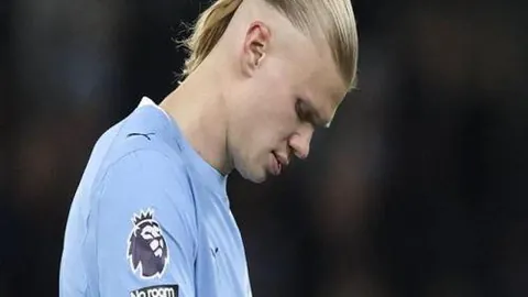 第8轮中超：武汉队迎战河北队对决